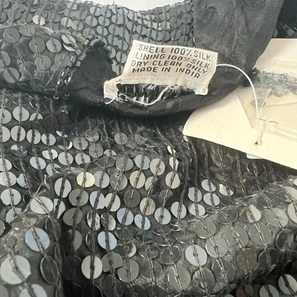 Shimmer New York Sequence Black Padded Shoulders  100% Silk Top M NWT - Picture 9 of 9